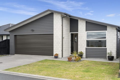 16 Te Hare Piahana Way, Papamoa Beach, Papamoa