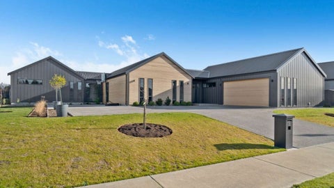 6 Cashmere Oaks Drive, Lansdowne, Masterton