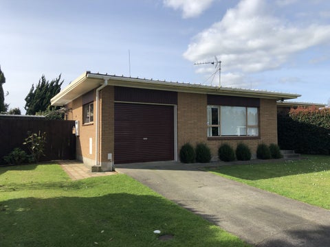 6A Tatua Place, Conifer Grove, Takanini