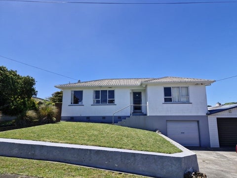 64 Strange Street, Waitara, Waitara