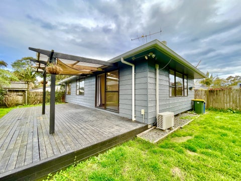 1/162 Universal Drive, Henderson, Auckland