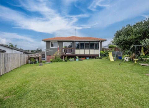 46 Advene Road, Cockle Bay, Auckland