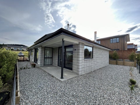 11 Tuke Lane, Wanaka