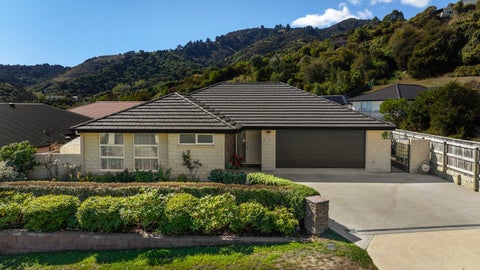 5 Devenish Place, Atawhai, Nelson