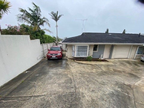 1/7 Endymion Place, Half Moon Bay, Auckland