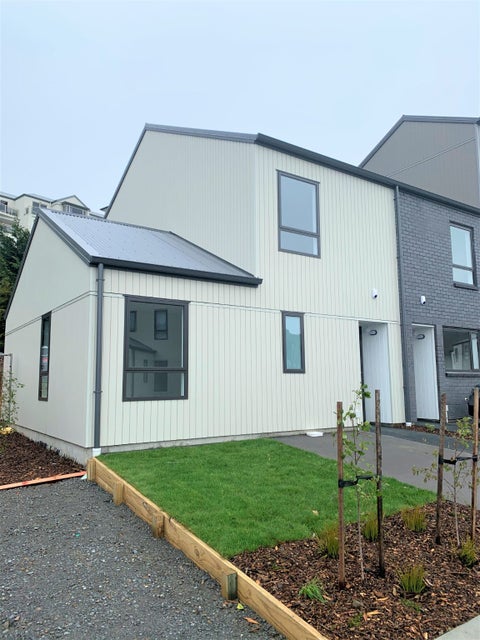 1/170 Fraser Avenue, Johnsonville, Wellington