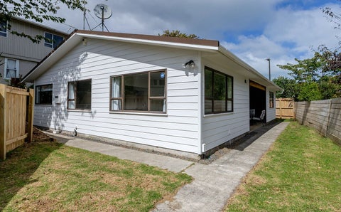 27A Tui Road, Raumati Beach, Paraparaumu