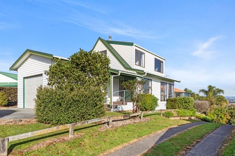19A Philomel Crest, Welcome Bay, Tauranga
