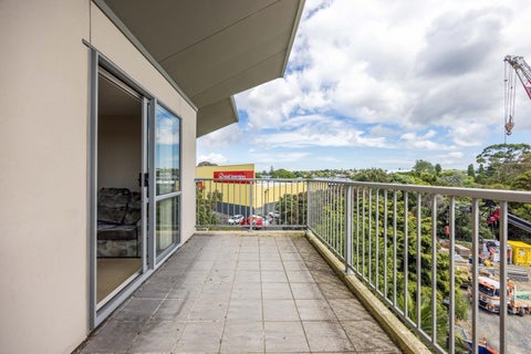 3B/28 Morning Star Place, St Lukes, Auckland