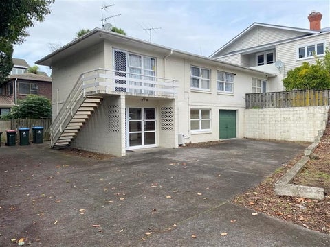 4/38 The Drive, Epsom, Auckland