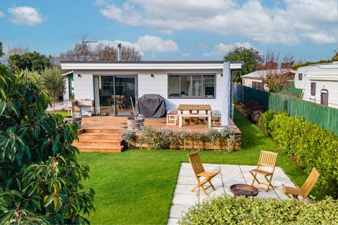96 Main North Road, Woodend, Woodend
