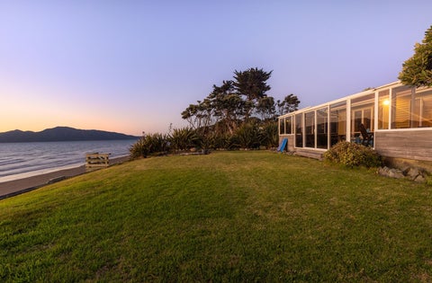 24 Newry Road, Raumati Beach, Paraparaumu