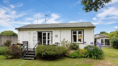 26 The Avenue, Otaki Beach, Otaki