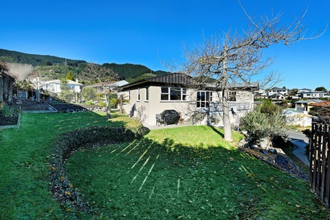 7 Kingsley Place, Richmond
