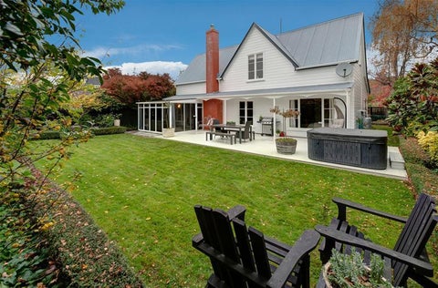 8 Dunrobin Place, Avonhead, Christchurch