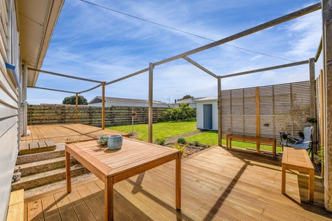 2 Bone Crescent, Hawera