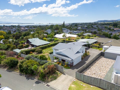 15 Highfield Grove, Richmond, Richmond