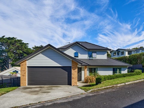 28 Saunders Close, Whitby, Porirua