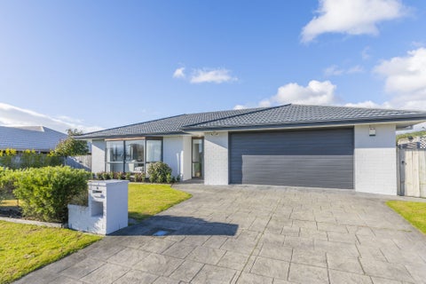 5 Sovereign Way, Paraparaumu