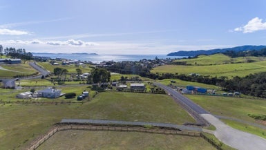 8 Amelie Place, Coopers Beach, Coopers Beach