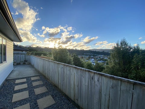 33 Speldhurst Grove, Stokes Valley, Lower Hutt