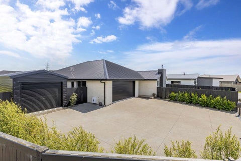 1 Corsica Court, Fitzherbert, Palmerston North