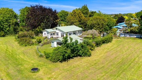 74 Swansea Road, Stratford, Stratford