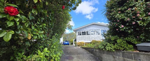 6 Lidcombe Place, Avondale, Auckland