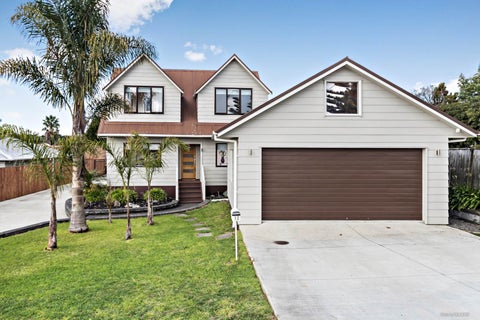 12 Cleve Road, Green Bay, Auckland
