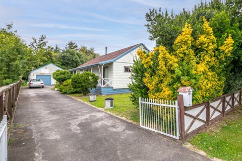 84 Victoria Street, Carterton