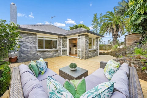 2A Athens Road, Onehunga, Auckland