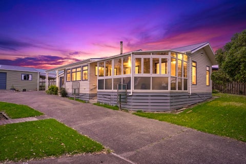 50 Kahukura Avenue, Waitarere Beach, Levin