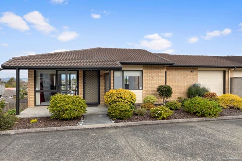 30/197 Royal Road, Massey, Auckland