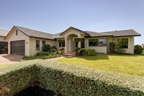 2 Brackenburn Drive, Ohauiti, Tauranga