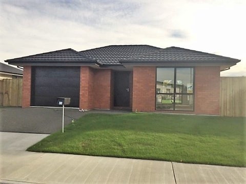 21 Minerva Crescent, Woodend, Woodend