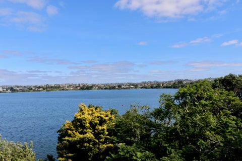 6/198 Hurstmere Road, Takapuna, Auckland