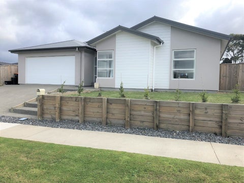 15 Coutts Way, Fitzherbert, Palmerston North