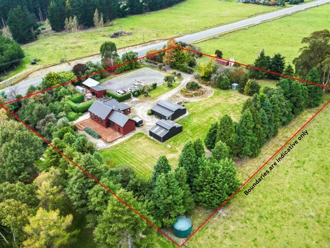 2482 Herbert-Hampden Road, Waianakarua