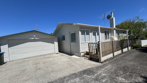 36 Busby Street, Blockhouse Bay, Auckland