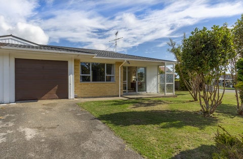 5 Kanawa Street, Waikanae, Waikanae
