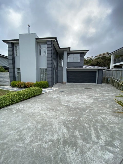 9 Okataina Way, Aotea, Porirua