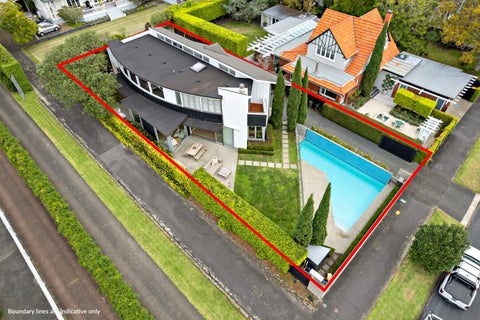 33A Stanley Point Road, Stanley Point, Auckland