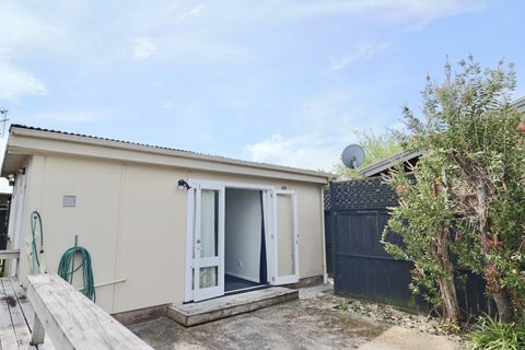 9 Rewa Street, New Lynn, Auckland