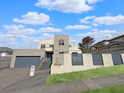 5 Erlestoke Crescent, Churton Park, Wellington