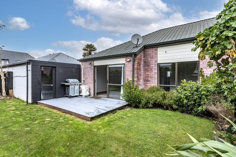 2/88 Barbour Street, Waltham, Christchurch