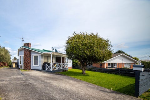162 Halsey Drive, Lynfield, Auckland