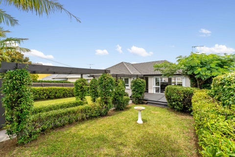 1/28 Bleakhouse Road, Mellons Bay, Auckland