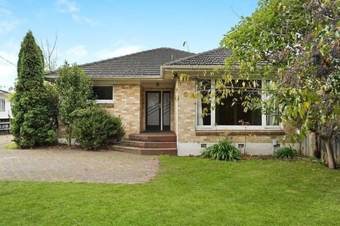 281 Cambridge Road, Hillcrest, Hamilton