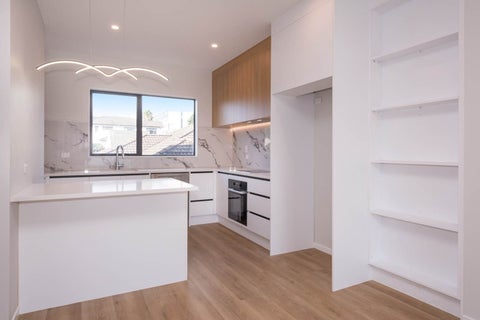 4/15 Thornton Road, Milford, Auckland