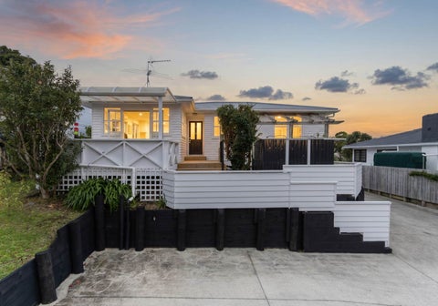 26 Cheval Drive, Totara Vale, Auckland